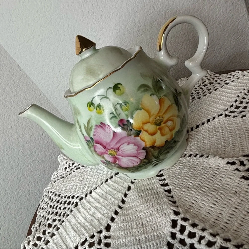 Rare Vintage Lefton Floral Musical Teapot - Picture 12 of 12